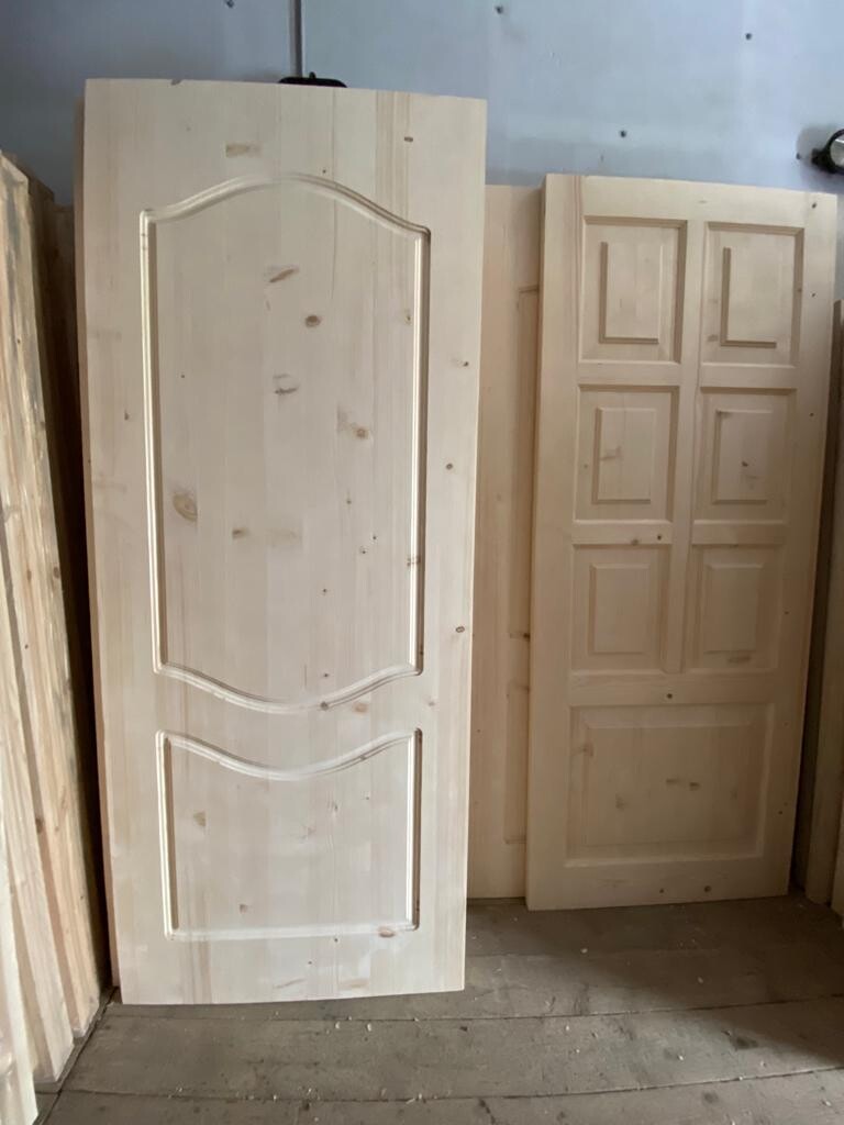Деревянная дверь для дома и бани, сауны